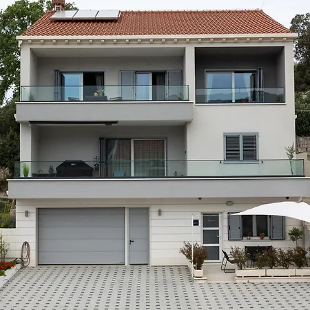 Apartment Luxury Blue Moon - New