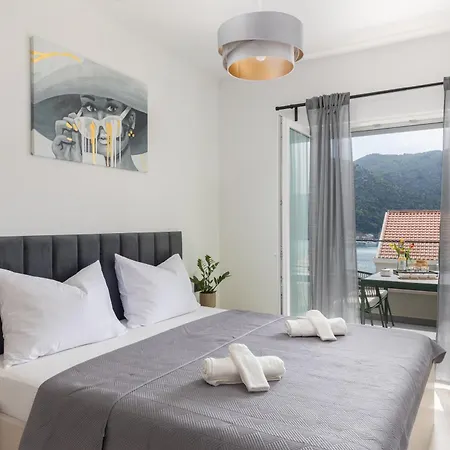 Luxury Blue Moon - New Slano