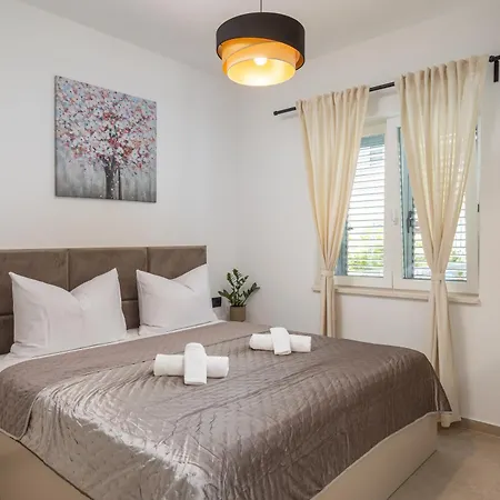 Luxury Blue Moon - New *