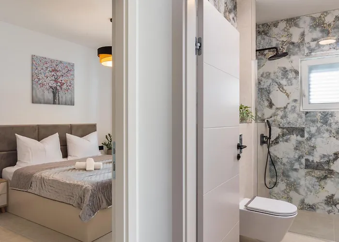 Luxury Blue Moon - New *