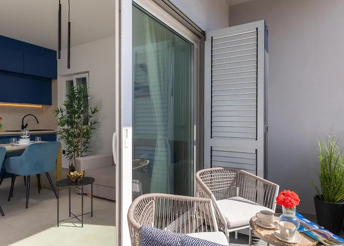 Διαμέρισμα Luxury Blue Moon - New Slano